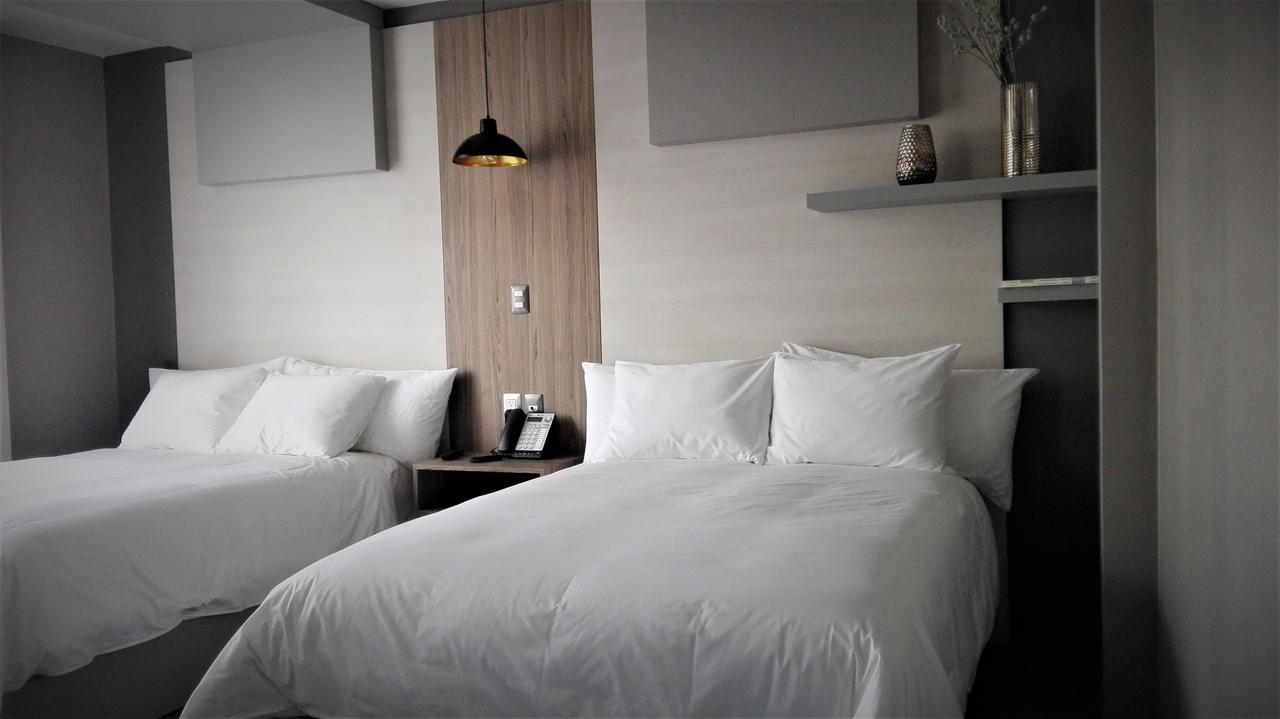Esduma Hk Hotel Pachuca Exterior foto